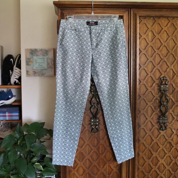 Bebop Printed Skinny Ankle Crop Pants NWOT! - Size 3/4 - Picture 2 of 16